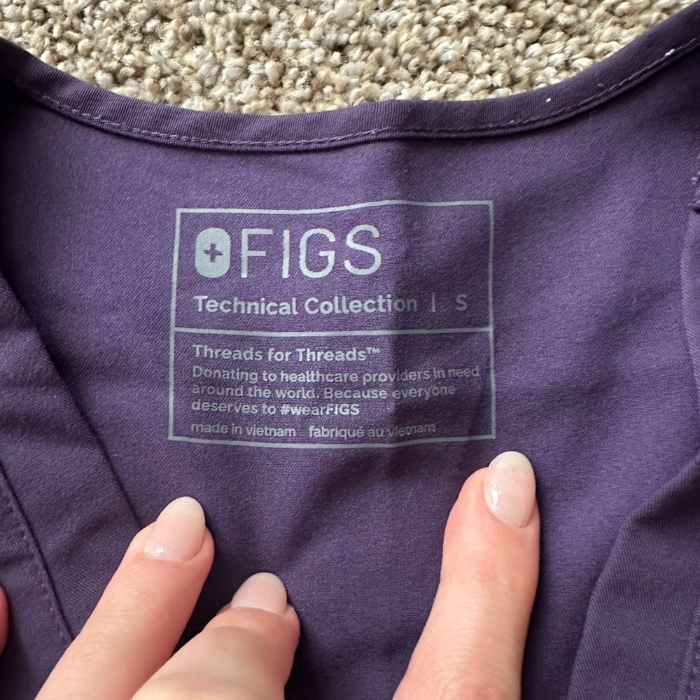 Figs Women's Scrub Set in Deep Purple - Picture 2 of 3